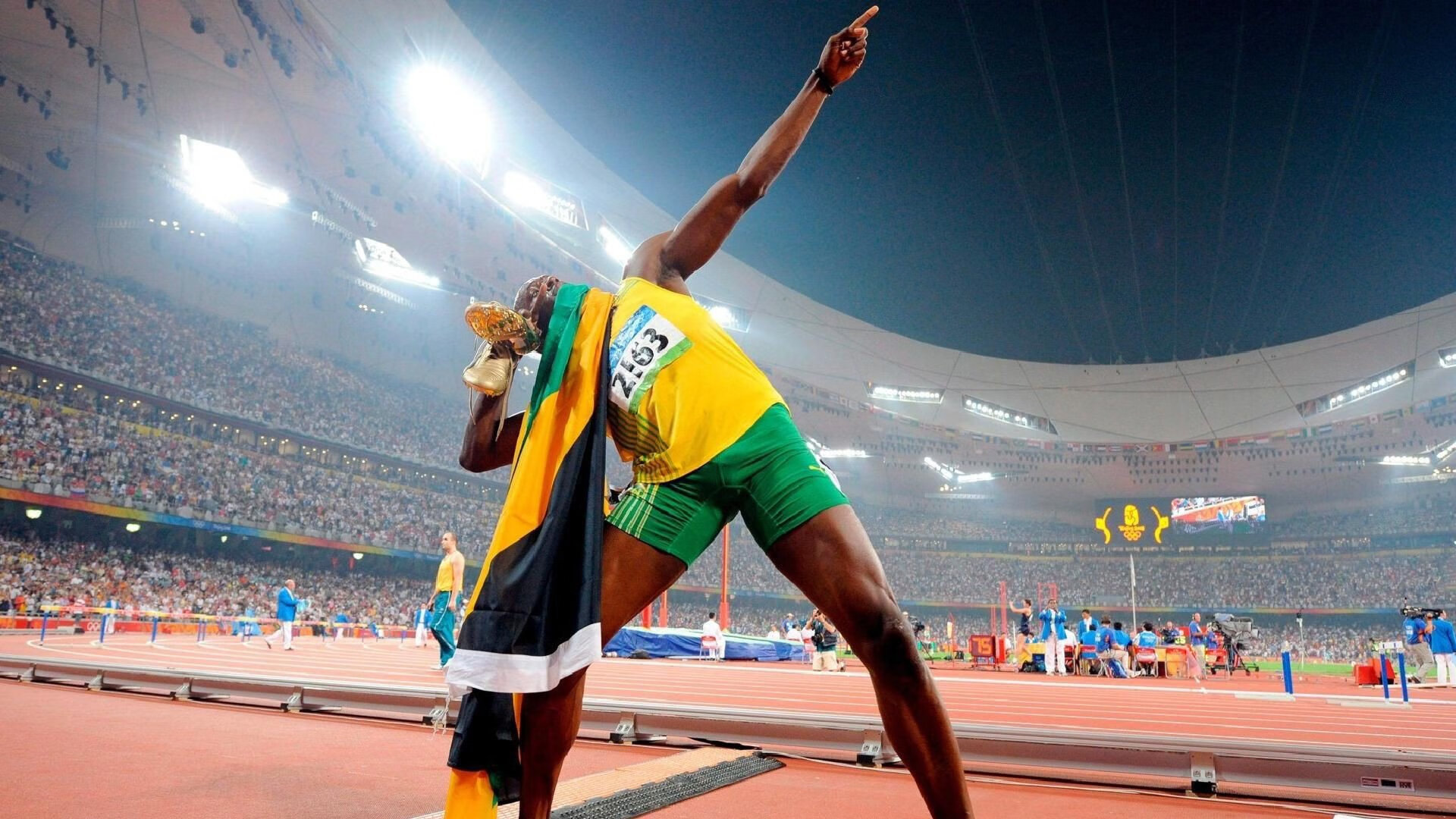 -冬季雪地摩托竞速，激情燃烧在北国边疆，雪地摩托赛事